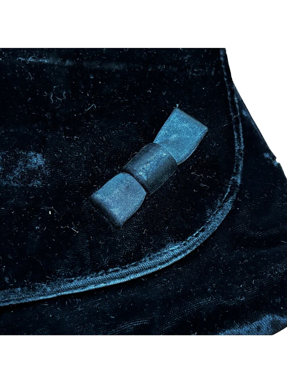 Vintage mid century black velvet evening bag clutch purse crushed velvet & bows